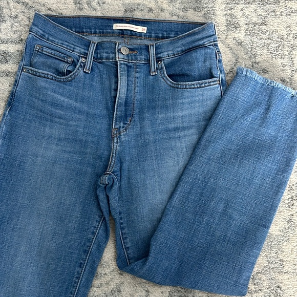 LEVI’S JEANS DENIM PANTS HIGH RISE STRAIGHT CROP SZ 28 NEW WITHOUT TAGS - Picture 5 of 6